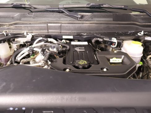 Used 2025 RAM 2500 Big Horn AWD/4WD image 19