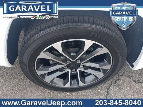 Used 2023 Jeep Grand Cherokee Overland w/ Luxury Tech Group IV image 25