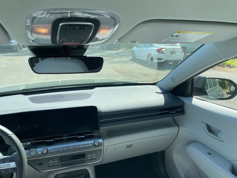 Used 2025 Hyundai Kona SEL image 35