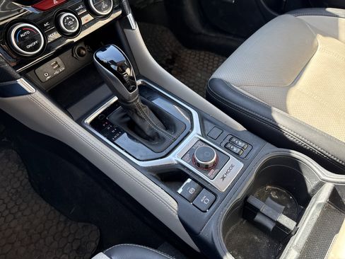 Used 2024 Subaru Forester Limited w/ Convenience Package image 23