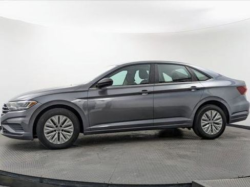 Used 2019 Volkswagen Jetta S w/ Driver Assistance Package FWD image 3