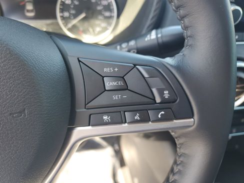 Certified 2021 Nissan Sentra SV image 16