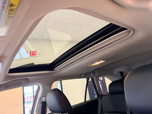 Used 2017 Subaru Outback 2.5i Limited image 49