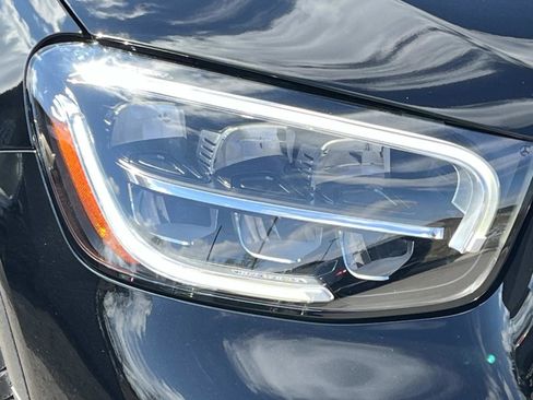 Certified 2022 Mercedes-Benz GLC 43 AMG 4MATIC image 8