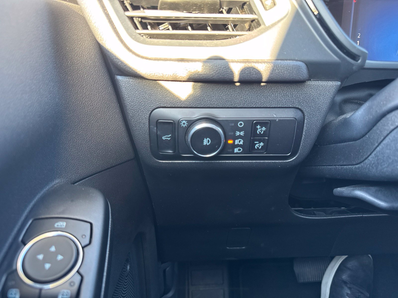 Used 2025 Ford Escape ST-Line Select AWD/4WD image 23