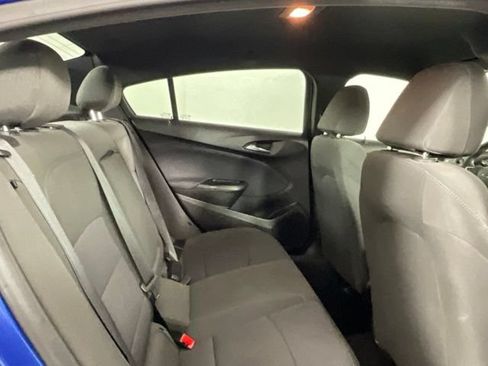 Used 2019 Chevrolet Cruze LT w/ Convenience Package FWD image 16