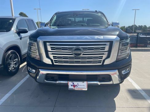 Used 2021 Nissan Titan Platinum Reserve w/ Moonroof Package AWD/4WD image 2