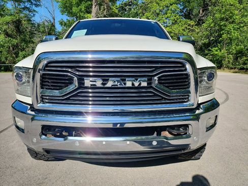 Used 2017 RAM 2500 Limited AWD/4WD image 2