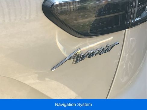 Certified 2024 Buick Envision Avenir AWD/4WD image 2