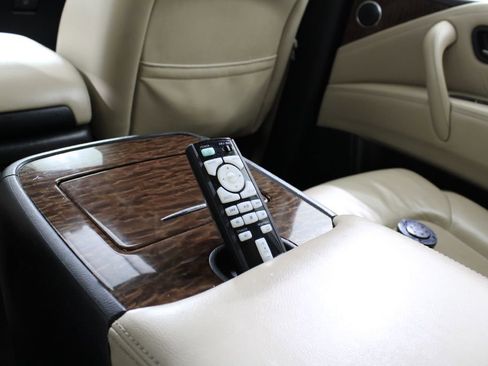 Used 2018 Nissan Armada Platinum w/ Captain Seat Package image 26