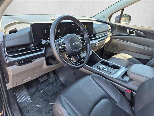 Used 2026 Kia Carnival LXS FWD image 10