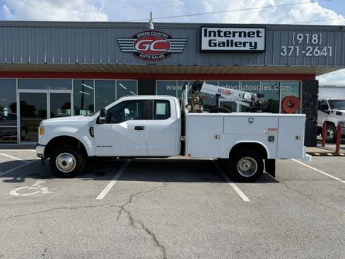 Used 2017 Ford F350 XL w/ Power Equipment Group AWD/4WD image 1