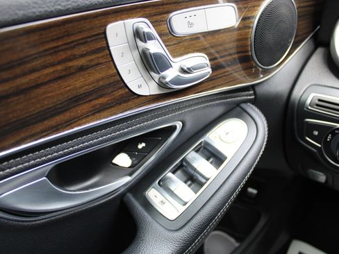 Used 2016 Mercedes-Benz C 300 Sedan w/ Premium 1 Package image 28
