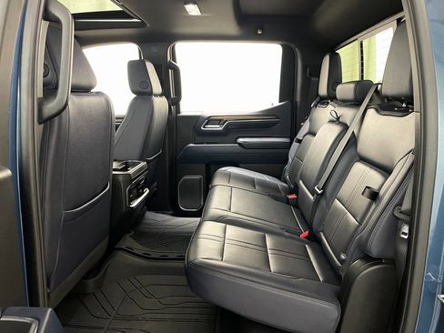 Certified 2024 Chevrolet Silverado 1500 High Country w/ High Country Premium Package image 16