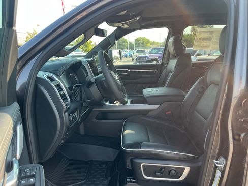 New 2026 RAM 1500 Laramie w/ Night Edition AWD/4WD image 11