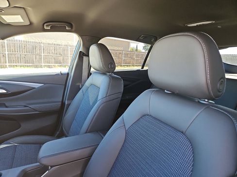 New 2026 Buick Envista Preferred w/ Convenience II Package image 12