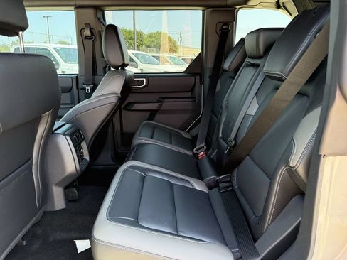 New 2026 Ford Bronco Outer Banks AWD/4WD image 22