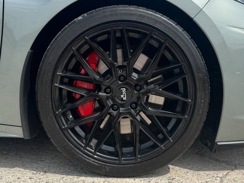 Used 2023 Chevrolet Corvette Stingray Premium Cpe w/ Z51 Performance Package image 58