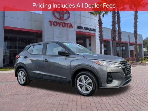 Used 2024 Nissan Kicks S FWD image 1