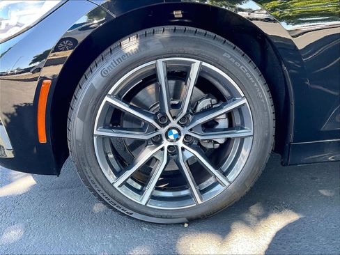 Used 2021 BMW 330i xDrive Sedan w/ Driving Assistance Package AWD/4WD image 34
