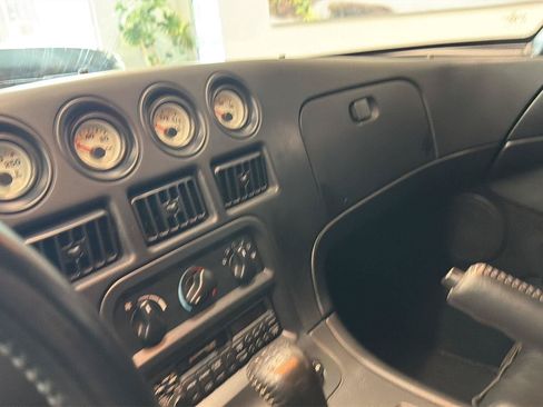 Used 1996 Dodge Viper RT/10 RWD image 17