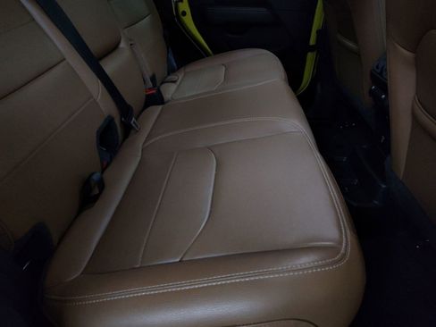 Used 2023 Jeep Wrangler Sahara image 26