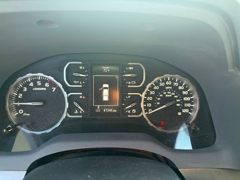 Used 2019 Toyota Tundra SR5 w/ TRD Off Road Package AWD/4WD image 17