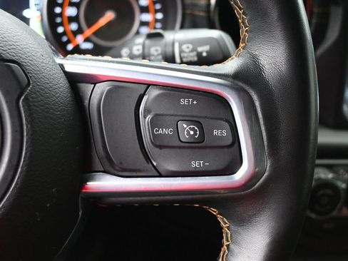 Used 2021 Jeep Wrangler Unlimited Sahara AWD/4WD image 14