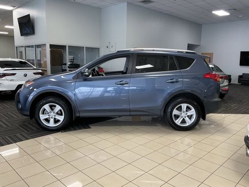 Used 2014 Toyota RAV4 XLE image 4