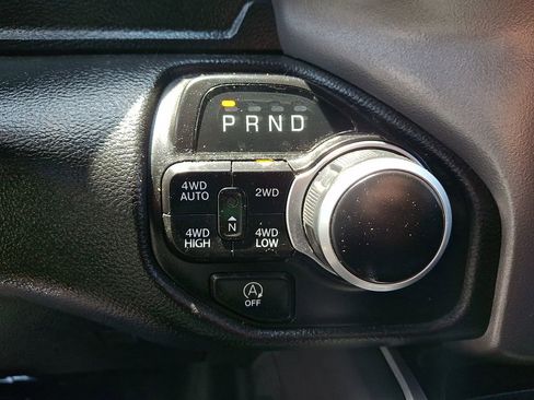 Used 2022 RAM 1500 Big Horn AWD/4WD image 15