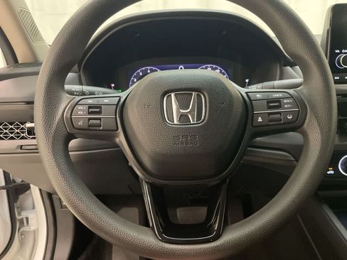 Certified 2025 Honda Accord SE image 11