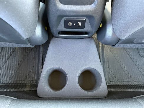 New 2026 Hyundai Venue SEL FWD image 11