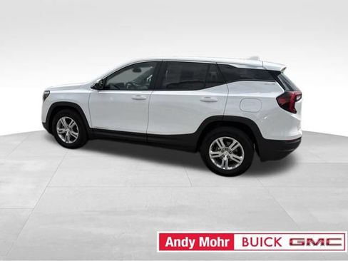Used 2024 GMC Terrain SLE FWD image 7