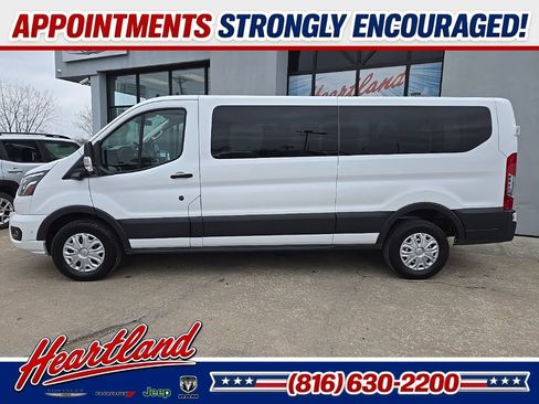 Used 2023 Ford Transit 350 XLT RWD image 5