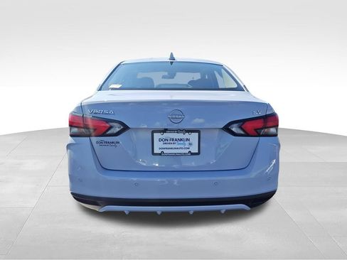Used 2024 Nissan Versa SV FWD image 4