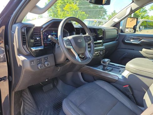 Used 2023 Chevrolet Silverado 1500 LT Trail Boss w/ Protection Package AWD/4WD image 22