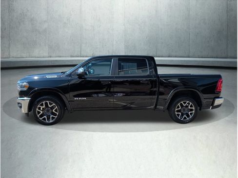Used 2025 RAM 1500 Laramie AWD/4WD image 2