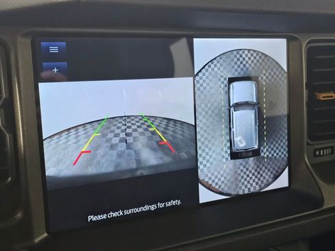 Used 2024 Ford Bronco Badlands image 28