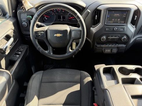 Used 2022 Chevrolet Silverado 1500 Custom image 8