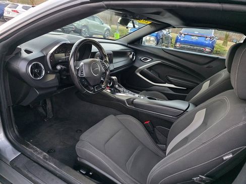 Used 2023 Chevrolet Camaro LT image 15