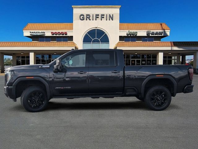 Used 2024 GMC Sierra 2500 AT4 w/ AT4 Preferred Package AWD/4WD image 10