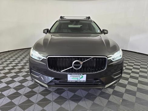 Used 2020 Volvo XC60 T5 Momentum w/ Protection Package AWD/4WD image 2