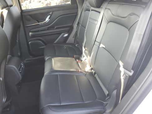 New 2026 Lincoln Corsair Premiere image 28