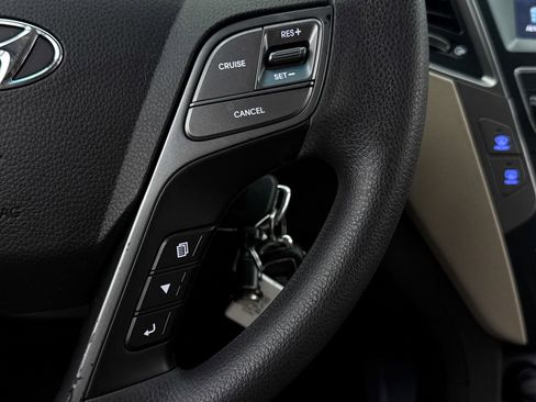 Used 2017 Hyundai Santa Fe Sport image 32