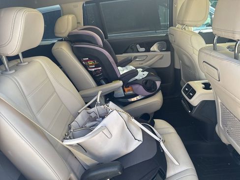 Used 2020 Mercedes-Benz GLS 450 4MATIC image 8