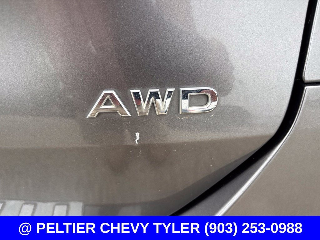 Used 2015 Nissan Rogue S AWD/4WD image 9