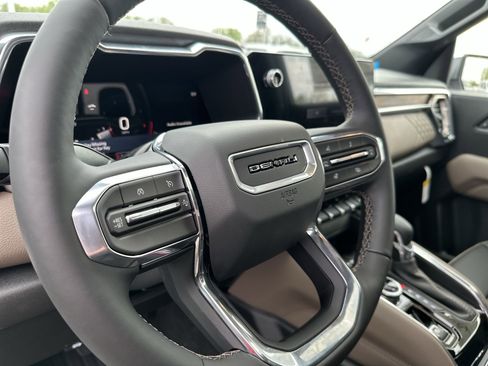 New 2026 GMC Canyon Denali AWD/4WD image 14