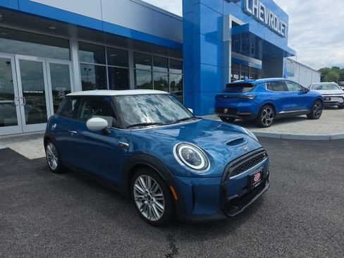 Used 2024 MINI Cooper S FWD image 1