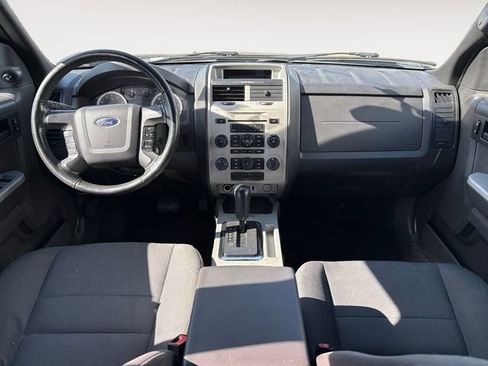 Used 2010 Ford Escape XLT AWD/4WD image 10