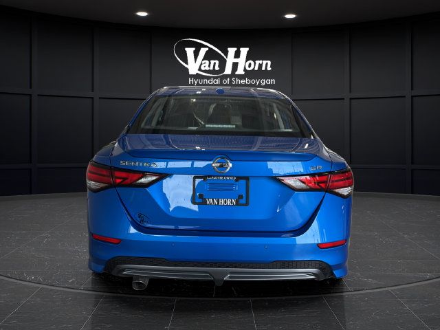 Used 2022 Nissan Sentra SR w/ Electronics Package FWD image 6
